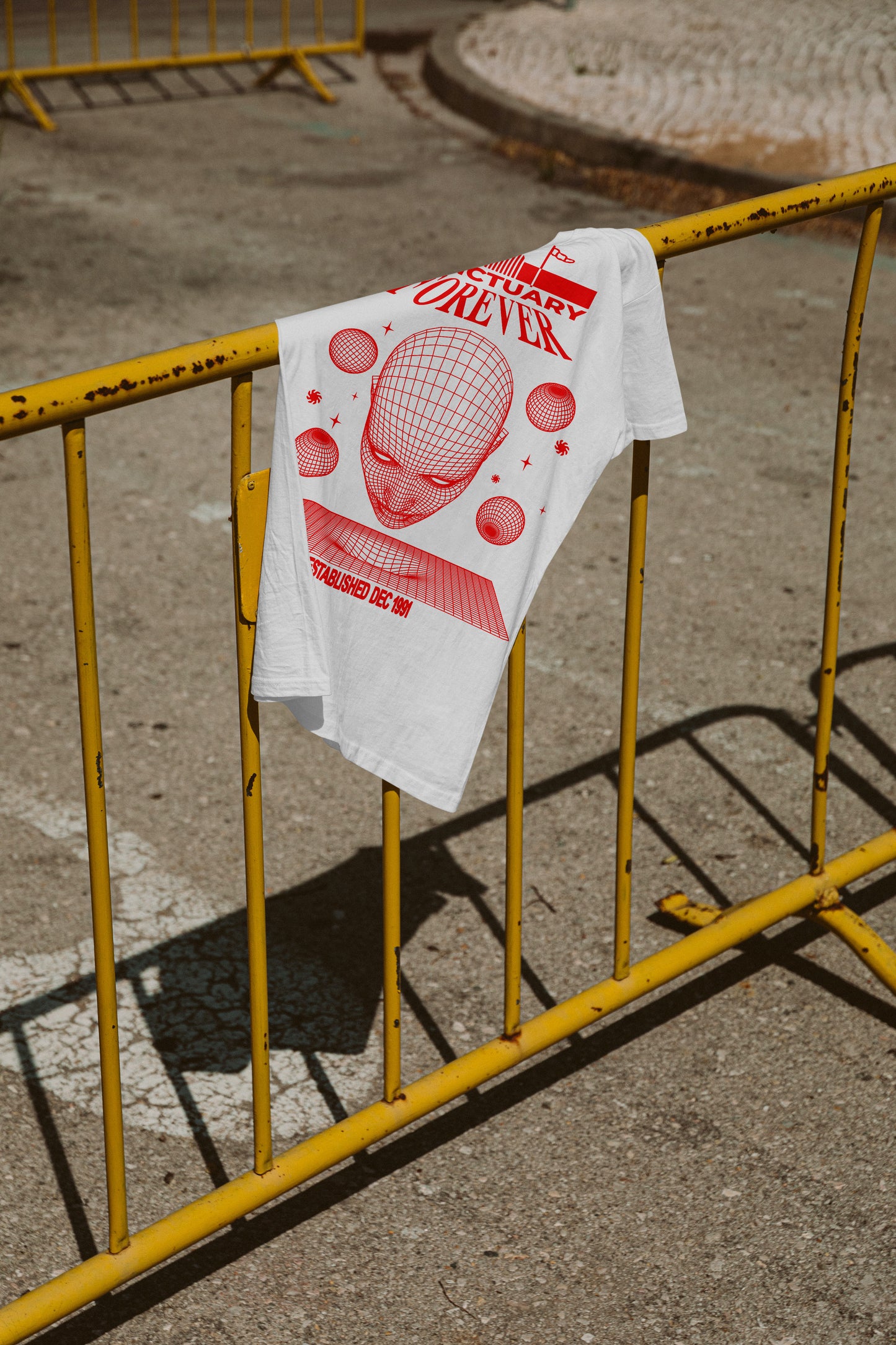 SANCTUARY FOREVER RED PRINT WHITE T-SHIRT 0014
